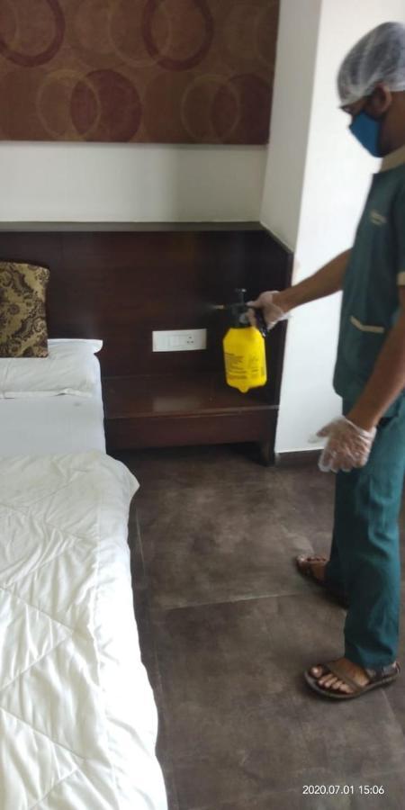 Hotel Palm View Residency Vadodara Dış mekan fotoğraf